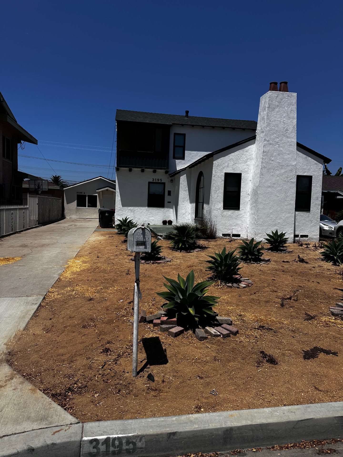 3195 Pine Avenue - A